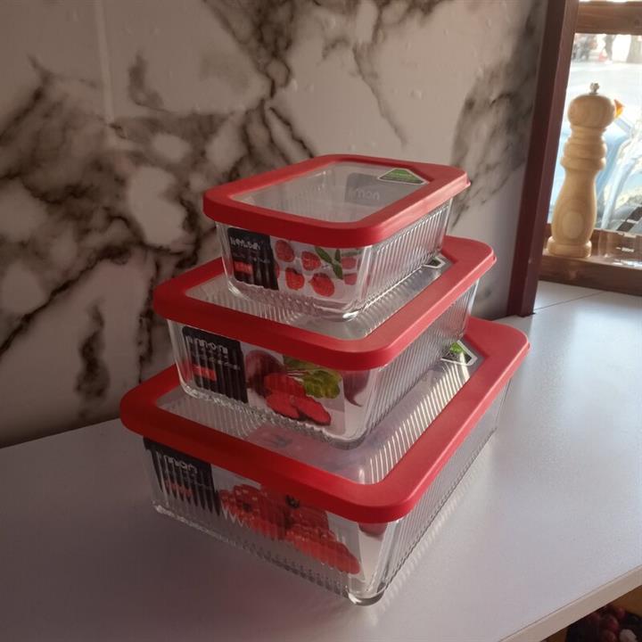 ظروف شیشه ای شیار دار درباره لیمون